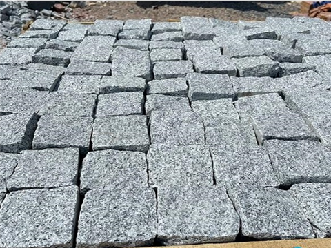 Đá cubic trắng granite 10x10x8 cm